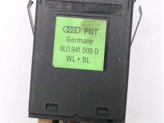 Bouton de warning occasion AUDI A3 I Phase 1 - 1.9 TDi 90ch