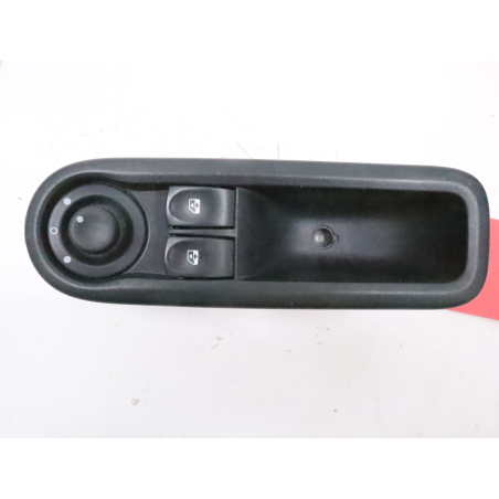 Commande lève-glace porte avant gauche occasion RENAULT TWINGO II Phase 1 - 1.2i 16v 75ch