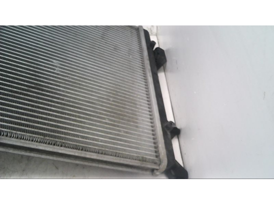 Radiateur occasion VOLKSWAGEN PASSAT V Phase 1 - 1.6Fsi 115ch