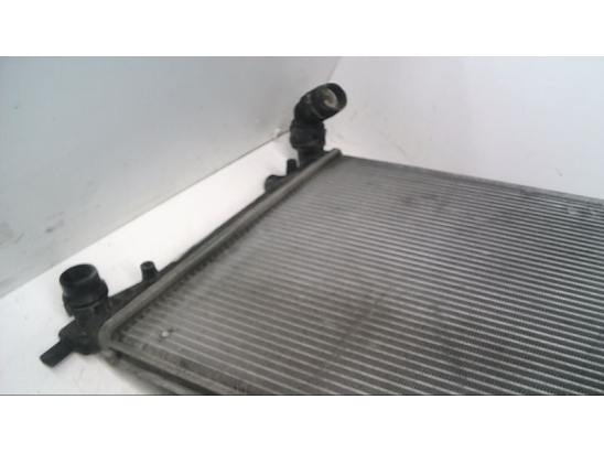 Radiateur occasion VOLKSWAGEN PASSAT V Phase 1 - 1.6Fsi 115ch