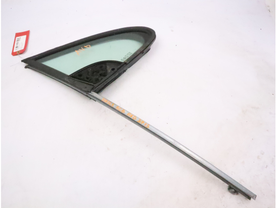 Vitre fixe porte avant droite occasion PEUGEOT 307 Phase 1 - 2.0 HDI 90ch