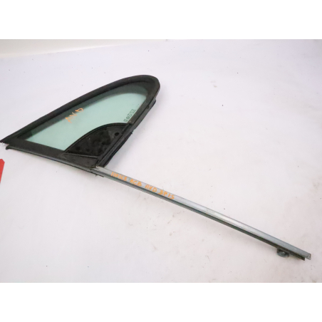 Vitre fixe porte avant droite occasion PEUGEOT 307 Phase 1 - 2.0 HDI 90ch