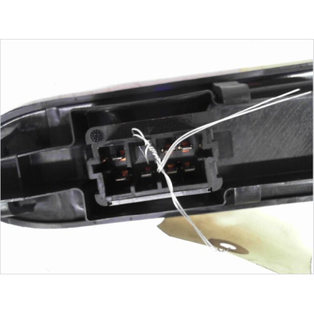 Commande lève-glace porte avant droite occasion PEUGEOT 307 Phase 1 - 1.6 HDI 16v 110ch