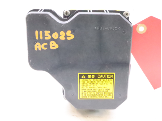 Calculateur abs occasion TOYOTA RAV4 III Phase 1 - 2.2 D-4D 136ch