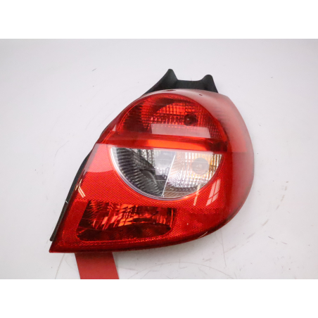 Feu arrière droit occasion RENAULT CLIO III Phase 1 - 1.6i 16v 110ch