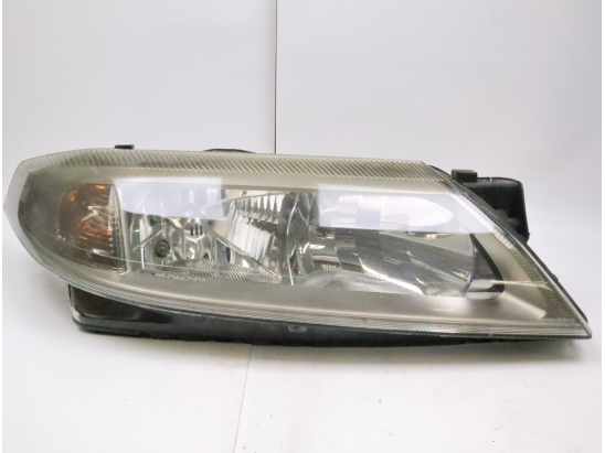 Phare droit occasion RENAULT LAGUNA II Phase 1 - 2.0i 135ch
