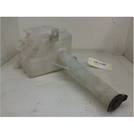 Reservoir lave-glace avant occasion HYUNDAI TRAJET Phase 1 - 2.0 CDRI