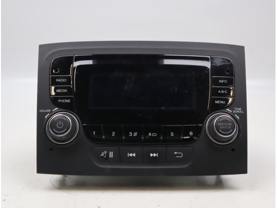 Autoradio occasion FIAT DOBLO II Phase 2 - 1.3 JTD 95ch