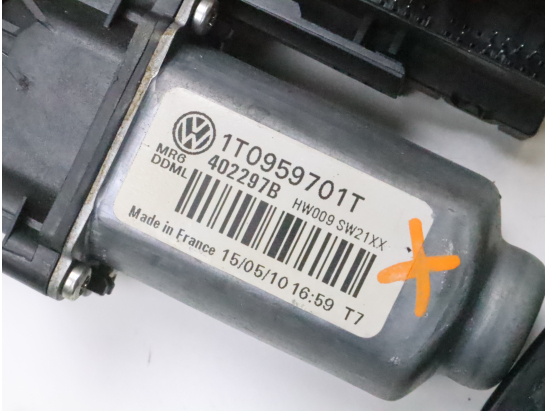 Mecanisme+moteur leve-glace avg occasion VOLKSWAGEN TOURAN I Phase 2 - 1.9TDI 90