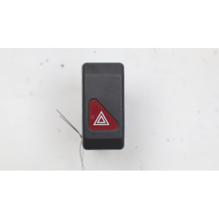 Bouton de warning occasion RENAULT CLIO I Phase 2 - 1.2 55ch