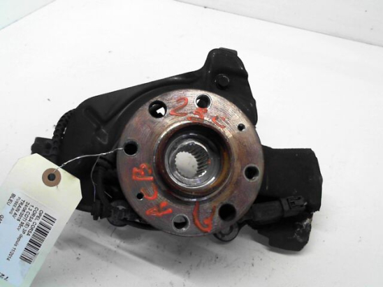 Fusee avg occasion OPEL CORSA V Phase 1 - 1.3 CDTI 95ch