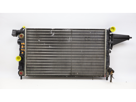 Radiateur occasion OPEL VECTRA I Phase 1 - 1.6 S