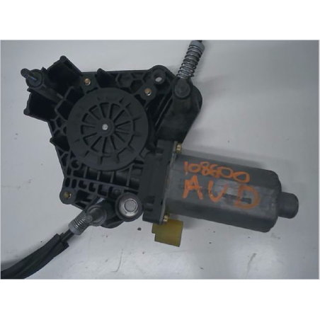 Mecanisme + moteur lève-glace avant droit occasion RENAULT CLIO II Phase 1 - 1.9 DTI