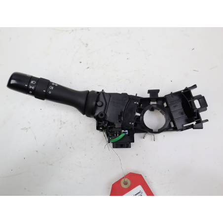 Commande eclairage occasion TOYOTA AYGO II Phase 1 - 1.0 VVTI 69ch