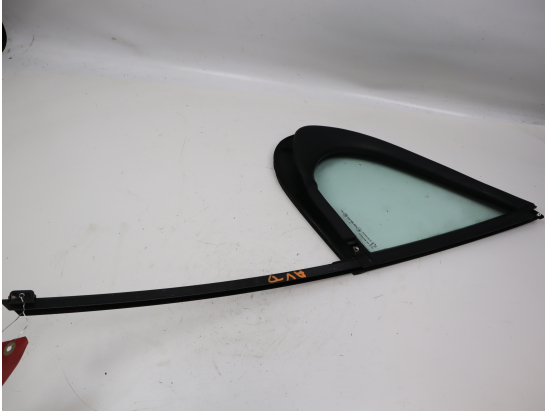 Vitre fixe porte avant droite occasion PEUGEOT 207 Phase 1 - 1.6 HDI 16v 90ch