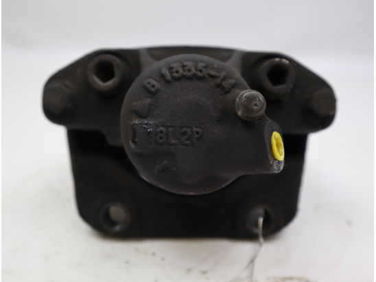 Etrier de frein avant droit occasion RENAULT CLIO II Phase 2 - 1.2 16v