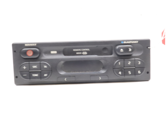 Autoradio occasion RENAULT CLIO II Phase 1 - 1.4i 8v 75ch