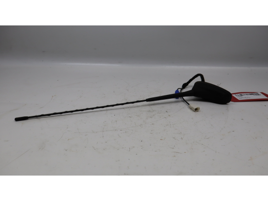 Antenne occasion PEUGEOT 208 Phase 2 - 1.2 PureTech 82ch