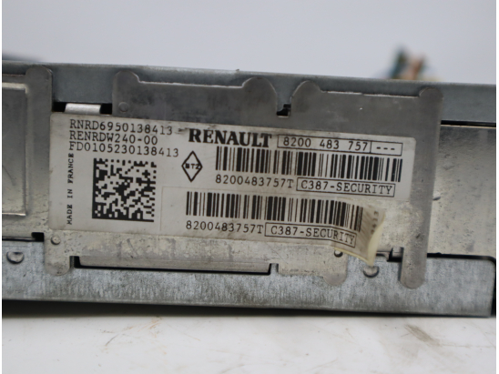 Autoradio occasion RENAULT CLIO III Phase 1 - 1.5 DCI 85ch