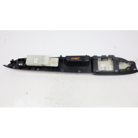 Commande lève-glace porte avant gauche occasion SUZUKI SX4 I Phase 1 - 2.0 DDiS 134ch