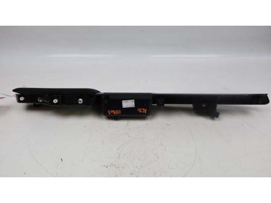 Commande lève-glace porte avant droite occasion SUZUKI SX4 I Phase 1 - 2.0 DDiS 134ch