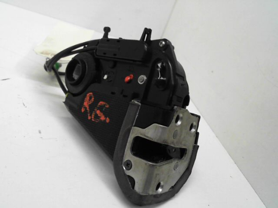 Serrure porte arg occasion TOYOTA YARIS II Phase 1 - 1.4 D-4D