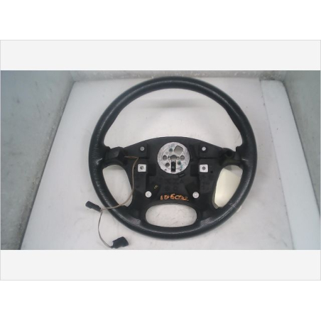 Volant de direction occasion OPEL CORSA II Phase 1 - 1.2i 45ch