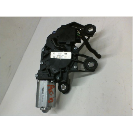 Moteur essuie-glace arrière occasion VOLKSWAGEN FOX Phase 1 - 1.2i 6v 55ch