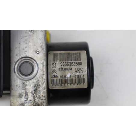 Calculateur abs occasion CITROEN C3 II Phase 1 - 1.4i 75ch