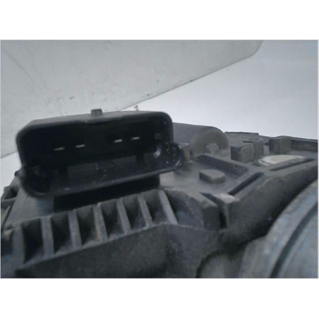 Moteur essuie-glace avant droit occasion PEUGEOT 407 Phase 1 - 1.6 HDI 16v