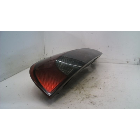 Feu arrière gauche occasion OPEL CORSA III Phase 1 - 1.2i 16v