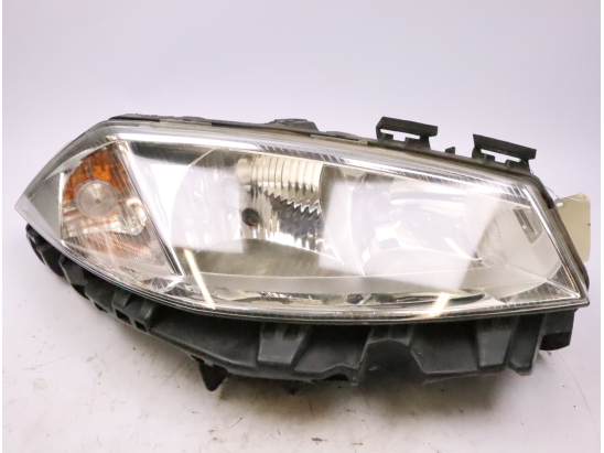 Phare droit occasion RENAULT MEGANE II Phase 1 - 1.9 DCI 120ch