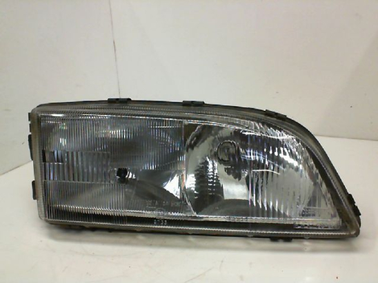 Phare droit occasion VOLVO V70 I Phase 1 - 2.5 10v