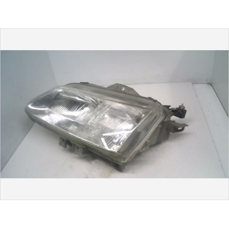 Phare gauche occasion RENAULT LAGUNA I Phase 1 - 2.2 DT