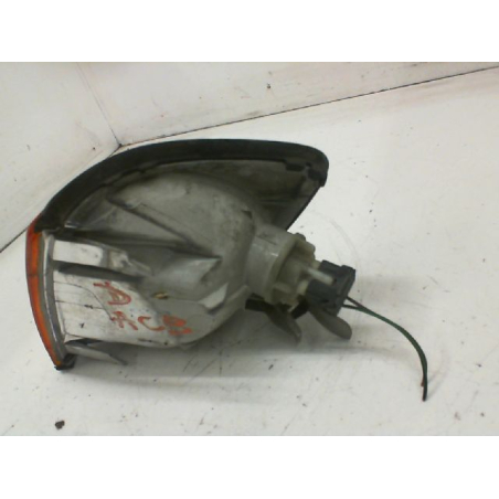 Clignotant droit occasion MERCEDES 200-500 I Phase 1 - 250 D