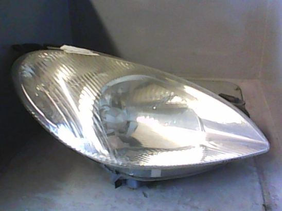 Phare droit occasion CITROEN XSARA PICASSO Phase 1 - 2.0 HDi