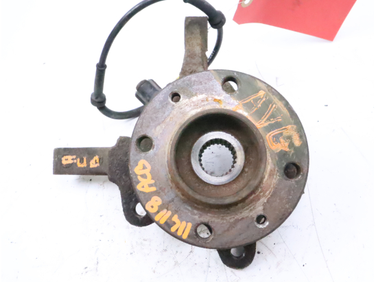 Fusee avg occasion RENAULT CLIO II Phase 2 - 1.5 DCI 80ch