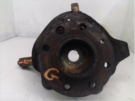 Fusee avg occasion OPEL CORSA III Phase 1 - 1.7 DI 16v