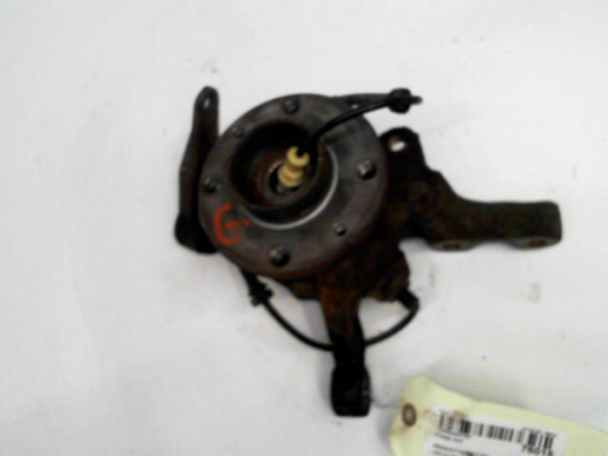 Fusee avg occasion RENAULT CLIO II Phase 2 - 1.5 DCI 65ch