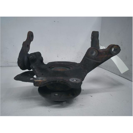 Fusee avg occasion OPEL CORSA II Phase 1 - 1.2i 45ch