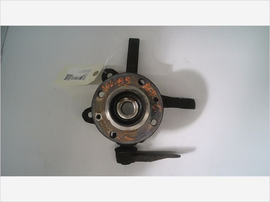 Fusee avg occasion RENAULT CLIO II Phase 1 - 1.2i 60ch