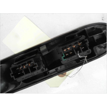 Commande lève-glace porte avant gauche occasion PEUGEOT 307 Phase 1 - 1.6 HDI 16v 110ch