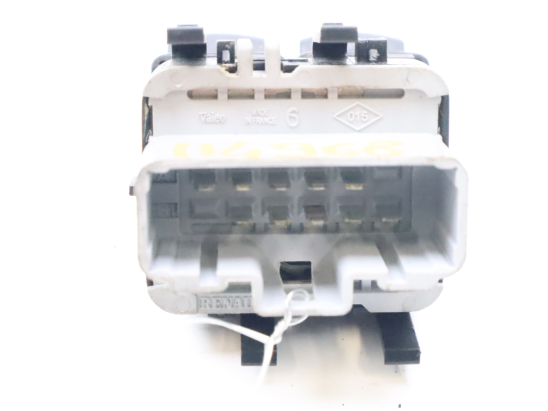 Commande lève-glace porte avant gauche occasion RENAULT TWINGO II Phase 1 - 1.2i 16v 75ch