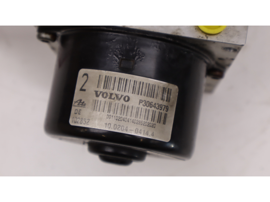 Calculateur abs occasion VOLVO XC90 I Phase 1 - 2.4 D5 163ch