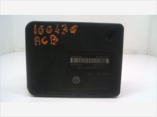 Calculateur abs occasion VOLKSWAGEN POLO IV Phase 1 - 1.9 SDI