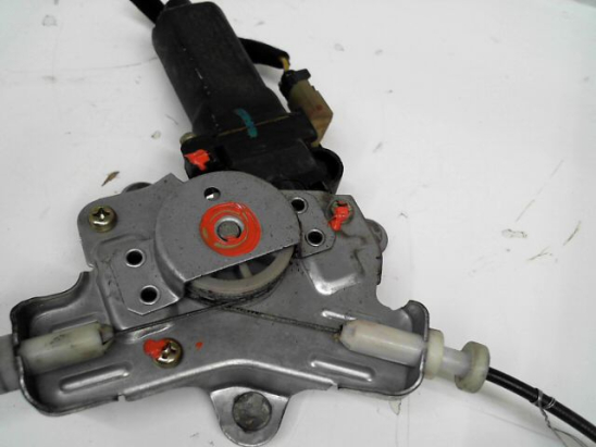 Mecanisme+moteur leve-glace avg occasion HYUNDAI ACCENT II Phase 1 - 1.5 CRDI