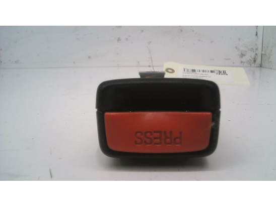 Ancrage ceinture avant droit occasion SUZUKI GRAND VITARA II Phase 2 - 1.9 DDiS 129ch