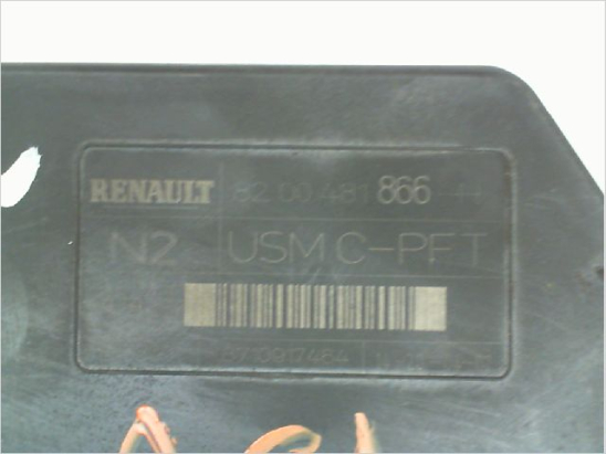 Platine fusible av occasion RENAULT SCENIC II Phase 2 - 1.9 DCI 130ch