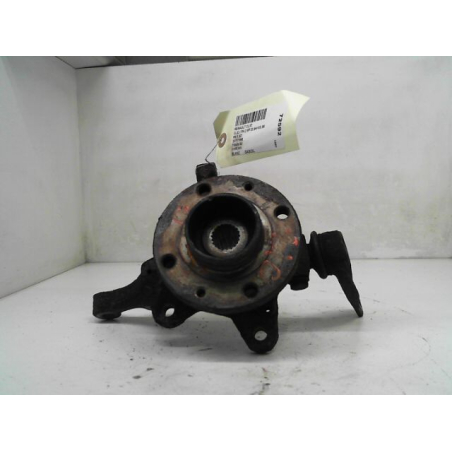 Fusee avg occasion RENAULT CLIO I Phase 2 - 1.9 D