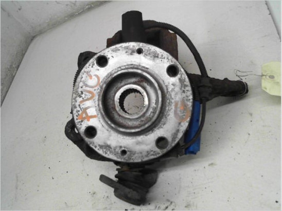 Fusee avg occasion PEUGEOT 207 Phase 1 - 1.6 HDI 16v 90ch